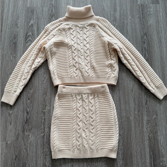 Lulus Dresses & Skirts - Lulu's Cream Sweater Set
